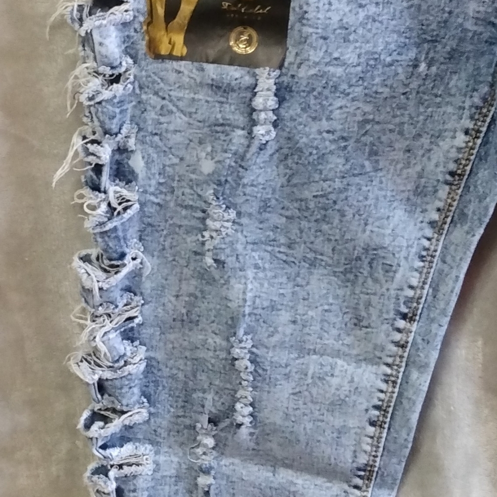 Pink Label - Picture 2 of 6